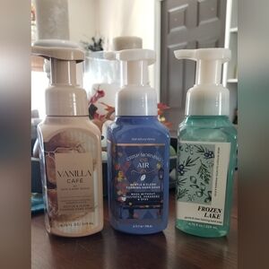 Bath & Body Works 3 Foaming Handsoaps Fall Winter 2025 NEW.